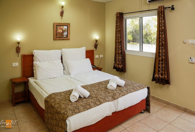 Imagen de la habitación del Hotel Ohalo Manor. Foto 2