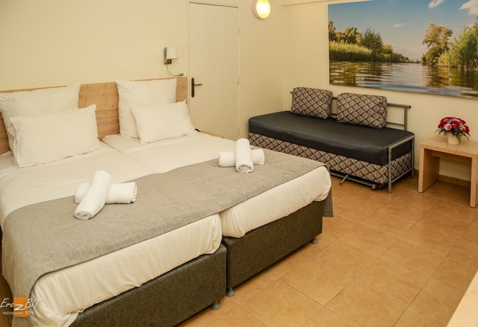 Imagen de la habitación del Hotel Ohalo Manor. Foto 11