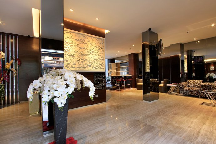 Imagen de los interiores del Hotel Ohana Kuta. Foto 10