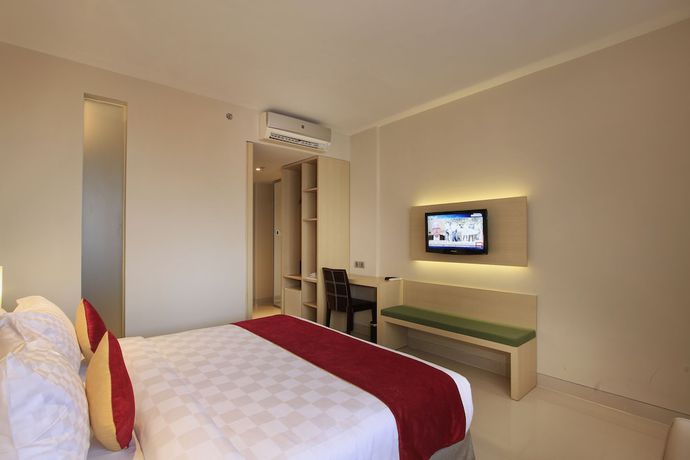 Imagen de la habitación del Hotel Ohana Kuta. Foto 7