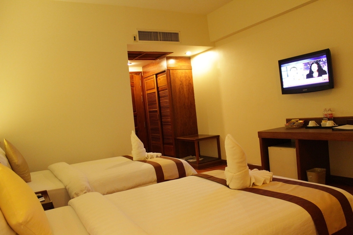 Imagen de la habitación del Hotel Ohana Phnom Penh Palace. Foto 10