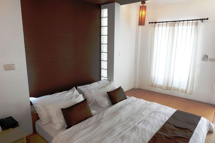 Imagen de la piscina del Hotel Ohana Resort and Restaurant. Foto 16