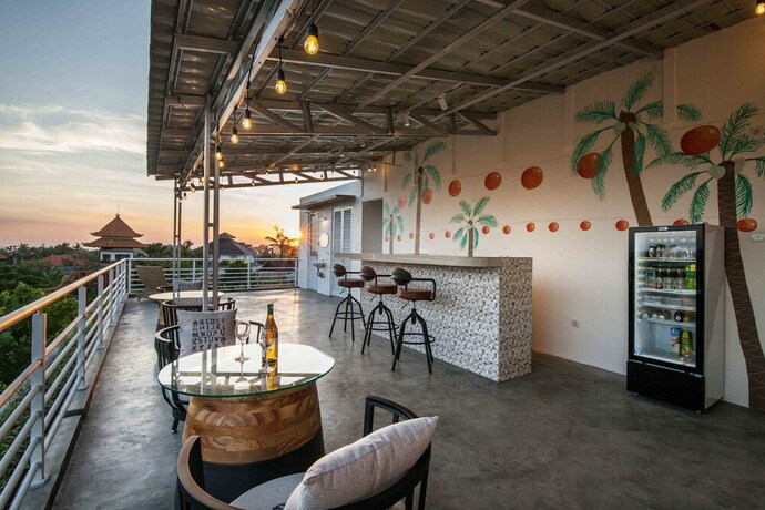 Imagen del bar/restaurante del Hotel Ohana Retreat Bali. Foto 20