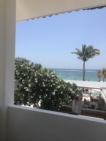 Imagen de la habitación del Hotel Ohana's Beachfront Resort and Beach Club. Foto 4