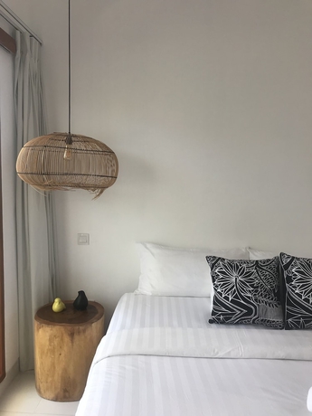 Imagen de la habitación del Hotel Ohana's Beachfront Resort and Beach Club. Foto 8