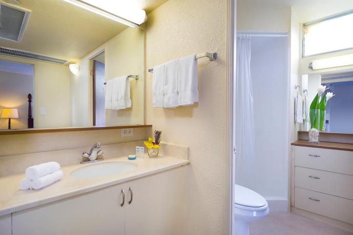 Imagen de la habitación del Hotel Ohia Waikiki Studio Suites. Foto 3