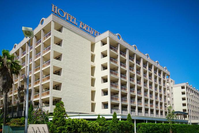 Imagen de los exteriores del Hotel Ohtels Belvedere. Foto 11