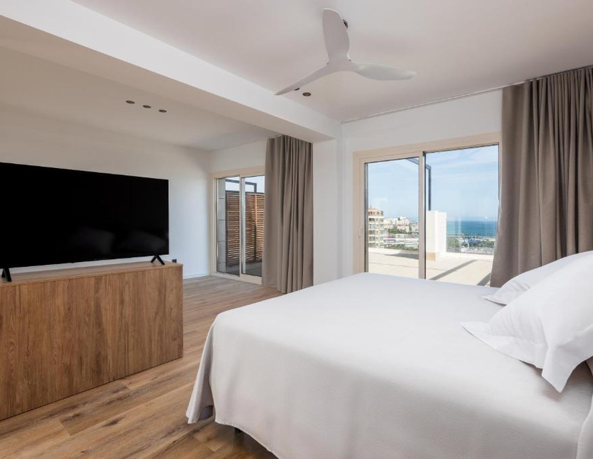 Imagen de la habitación del Hotel Ohtels Gran Hotel Almeria. Foto 6