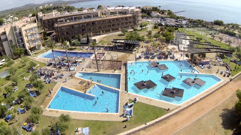 Imagen general del Hotel Ohtels Les Oliveres. Foto 1