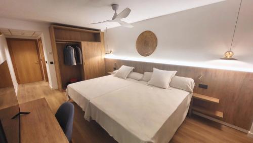 Imagen de la habitación del Hotel Ohtels Vila Romana. Foto 2