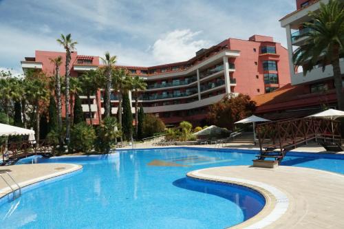 Imagen de la piscina del Hotel Ohtels Vila Romana. Foto 10