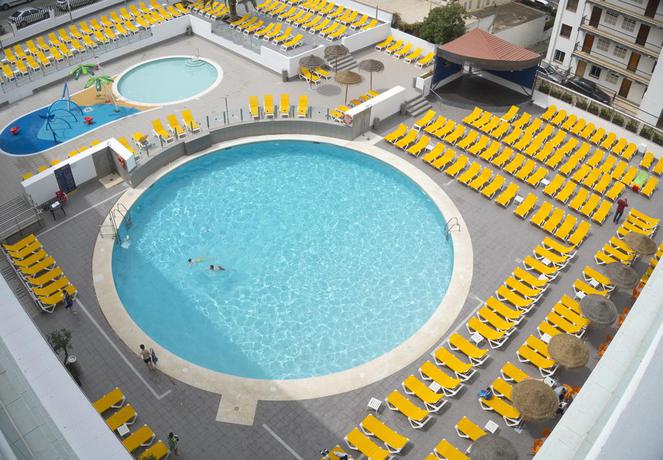 Imagen de la piscina del Hotel Ohtels Villa Dorada. Foto 16