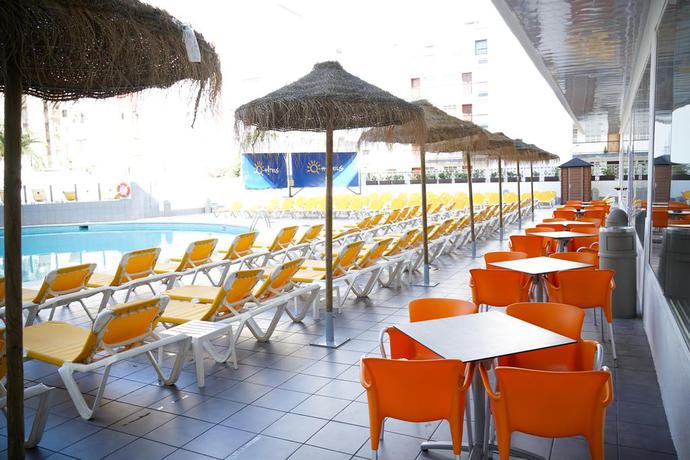 Imagen del bar/restaurante del Hotel Ohtels Villa Dorada. Foto 4