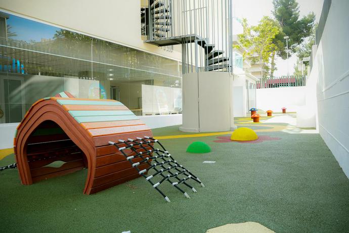 Imagen de los interiores del Hotel Ohtels Villa Dorada. Foto 11