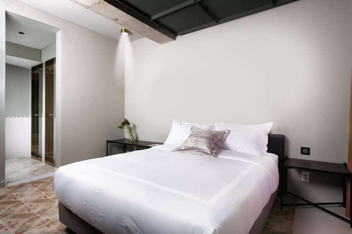 Imagen de la habitación del Hotel Oia. Foto 2