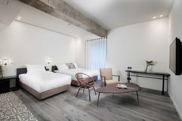 Imagen de la habitación del Hotel Oia. Foto 13