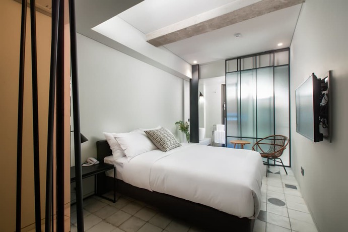 Imagen de la habitación del Hotel Oia. Foto 17