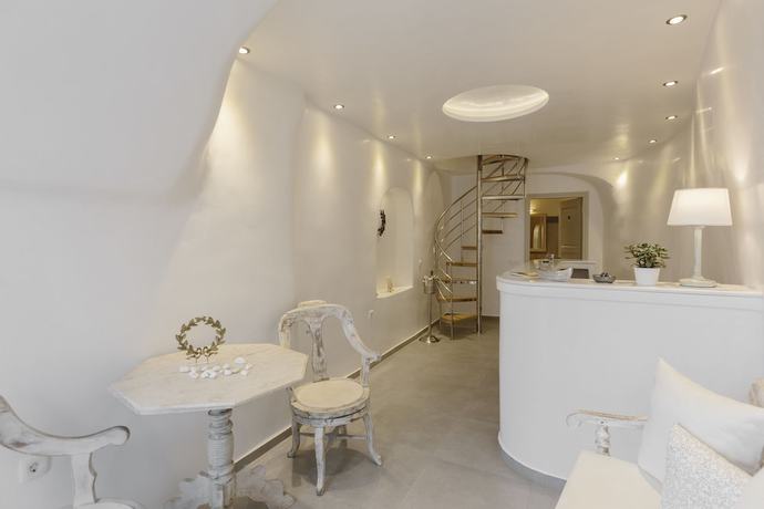 Imagen de los interiores del Hotel Oia Mare Villas. Foto 18