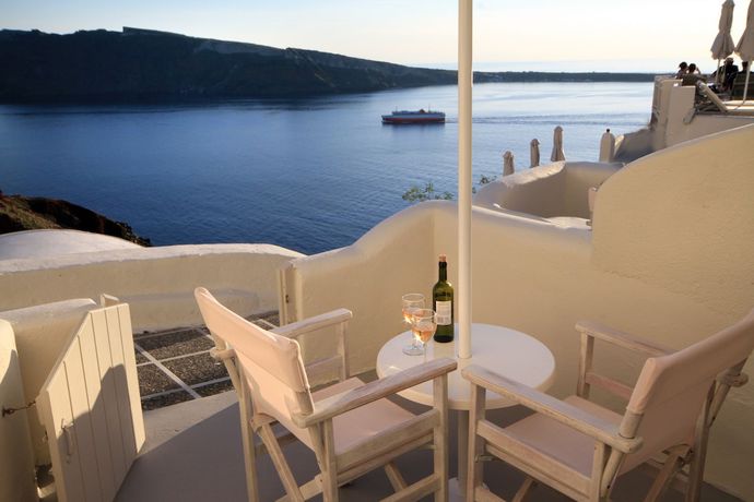 Imagen de la habitación del Hotel Oia Mare Villas. Foto 5