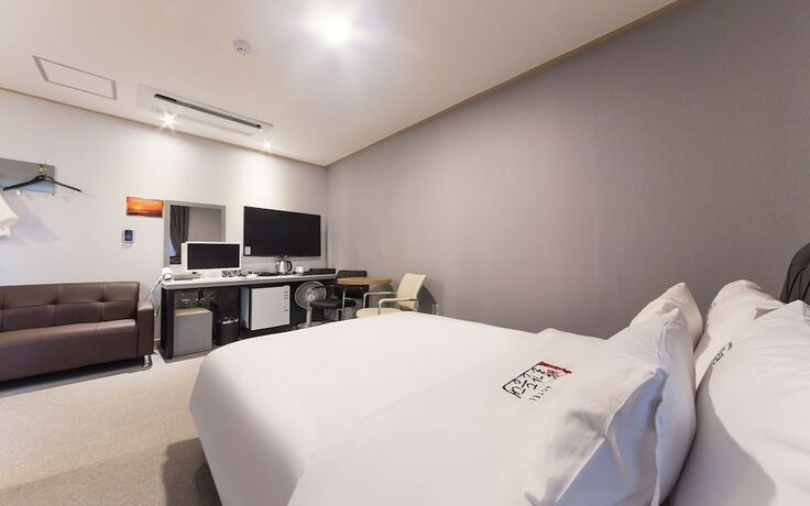 Imagen de la habitación del Hotel Oido Red Lighthouse Tourist. Foto 19