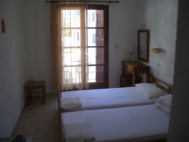 Imagen de la habitación del Hotel Oinoi. Foto 11