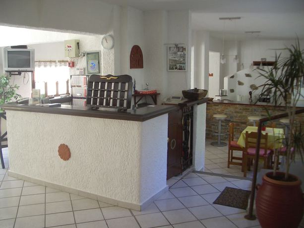 Imagen de los interiores del Hotel Oinoi. Foto 18