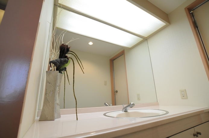 Imagen de la habitación del Hotel Oita Regal. Foto 7