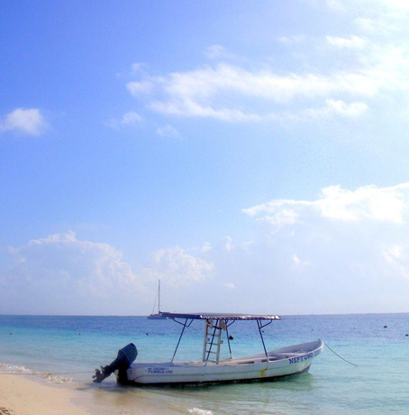 Imagen general del Hotel Ojo De Agua. Foto 6