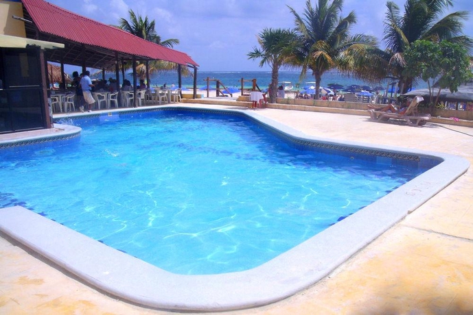 Imagen general del Hotel Ojo De Agua. Foto 8