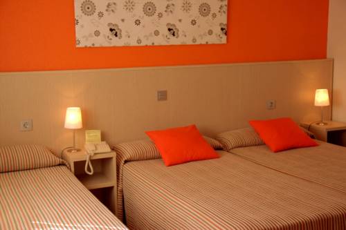 Imagen de la habitación del Hotel Ok La Basílica. Foto 5