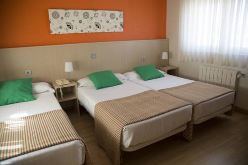 Imagen de la habitación del Hotel Ok La Basílica. Foto 9