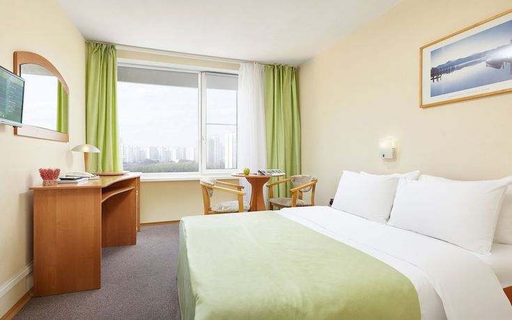 Imagen de la habitación del Hotel Oka Business Grand. Foto 5