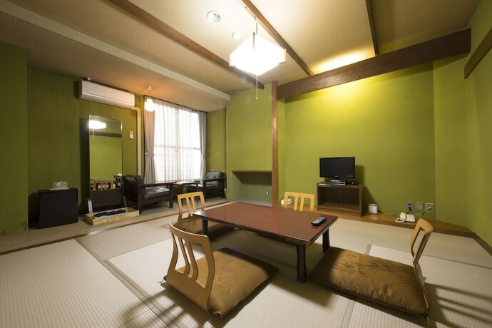 Imagen de la habitación del Hotel Oka, Kanazawa. Foto 11