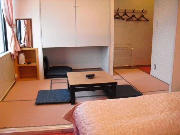 Imagen de la habitación del Hotel Oka No Ue Miyagawa. Foto 8