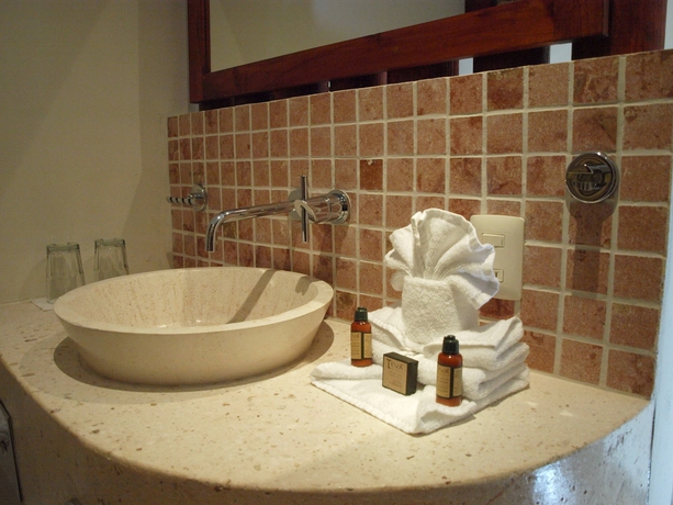 Imagen de la habitación del Hotel Okaan. Foto 2