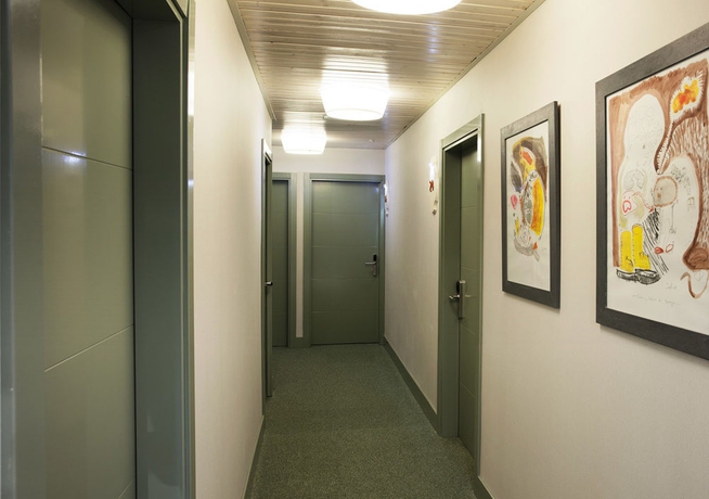 Imagen de los interiores del Hotel Okako. Foto 16