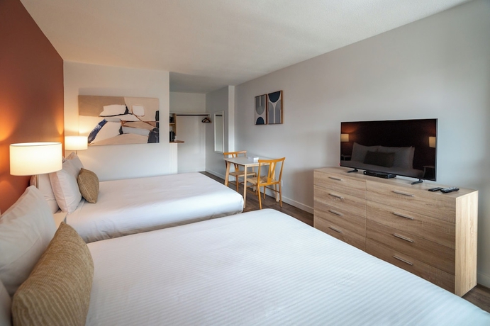 Imagen de la habitación del Hotel Okanagan Lakefront Resort. Foto 2