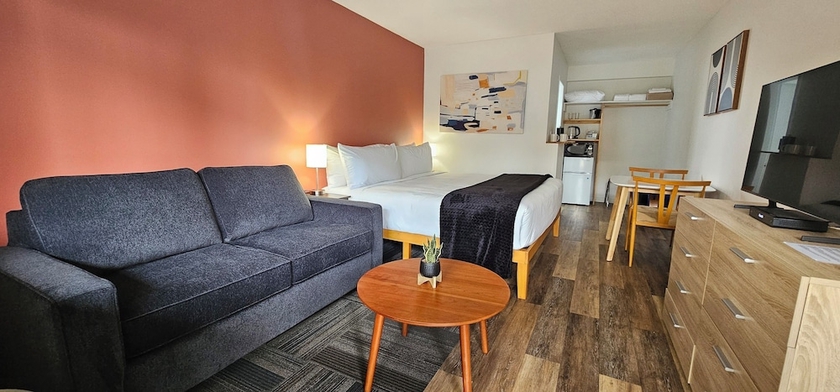 Imagen de la habitación del Hotel Okanagan Lakefront Resort. Foto 8