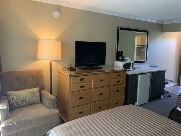 Imagen de la habitación del Hotel Okanagan Royal Park Inn By Elevate Rooms. Foto 11