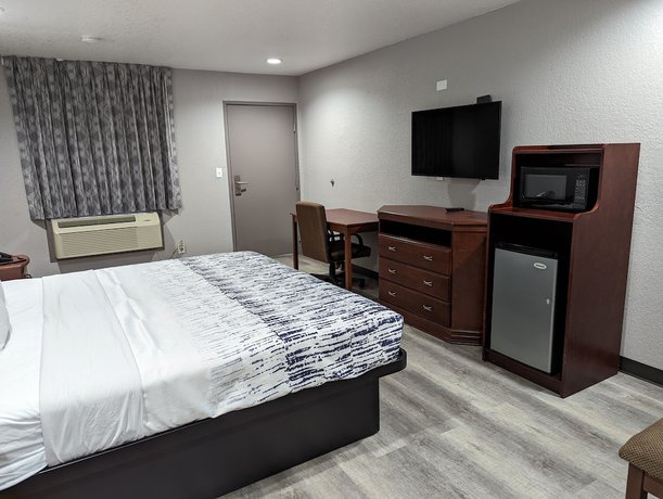Imagen de la habitación del Hotel Okc. Foto 6