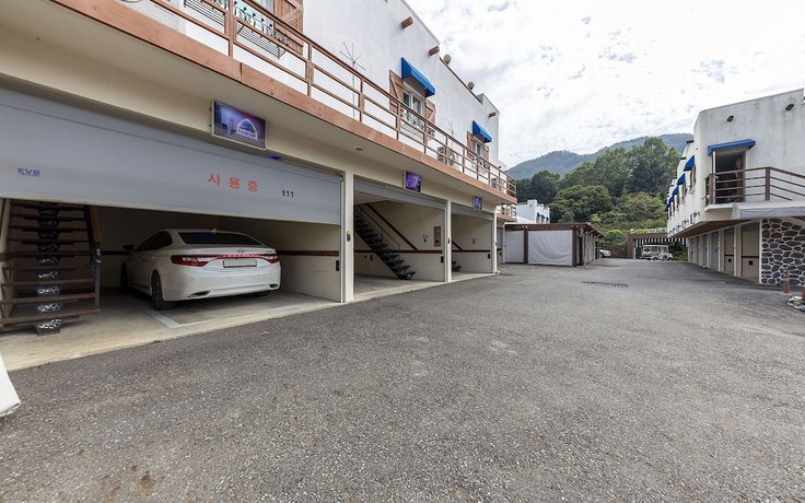 Imagen de los interiores del Hotel Okcheon J and B Self Check-in Motel. Foto 16