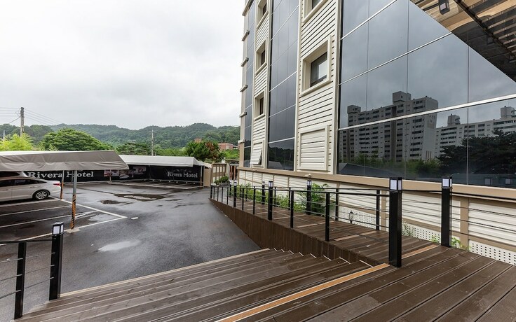 Imagen general del Hotel Okcheon Rivera. Foto 4