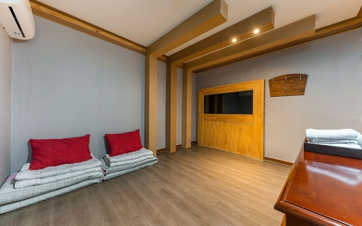 Imagen de la habitación del Hotel Okcheon Rivera. Foto 18