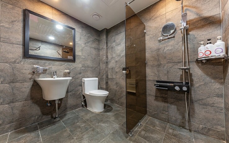 Imagen general del Hotel Okcheon Rivera. Foto 8