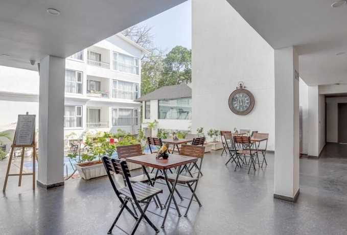Imagen de los interiores del Hotel Okean De Goa, Badem. Foto 19