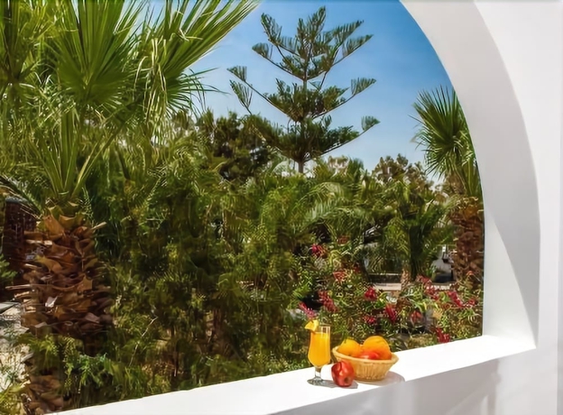 Imagen de la habitación del Hotel Okeanis Beach. Foto 12