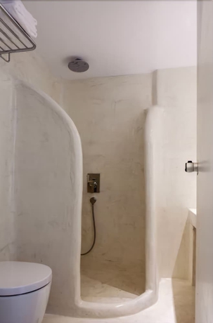 Imagen de la habitación del Hotel Okeanis Beach. Foto 13