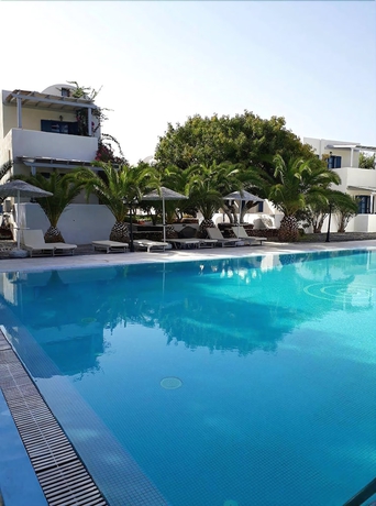 Imagen de la piscina del Hotel Okeanis Beach. Foto 19