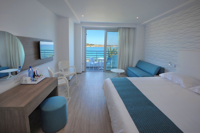 Imagen de la habitación del Hotel Okeanos Beach Boutique. Foto 6