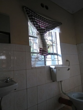 Imagen de la habitación del Hotel Oki Grand Hotel. Foto 8